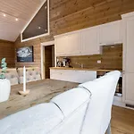 Fjellgrend 3 Bedrooms And Loft - 80c Apartment